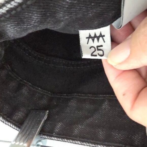 ZGY Rebound Free People Jeans Distressed Black Midrise Relaxed Barrel Leg Sz28 - Picture 9 of 13